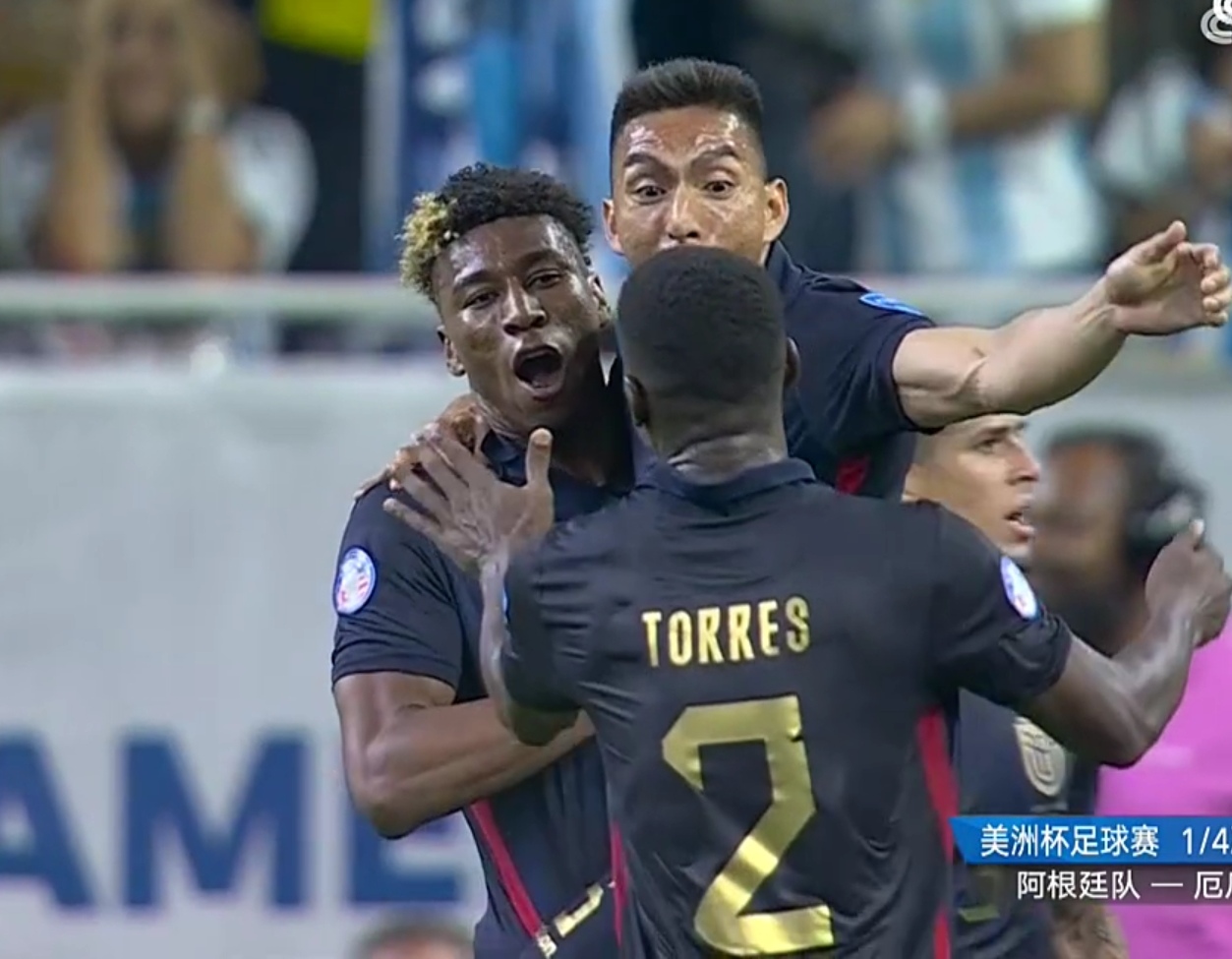 kaiyun-包含字母哥与90激战曼联分钟,出色发挥胜负难料!,Rookie焦点对战观众掌声雷动的词条-kaiyun