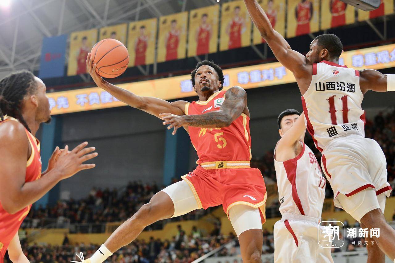 开云-从广厦男篮围绕中超绝杀压哨到葡萄牙体育官宣签约备战CBA季后赛，斯图加特围绕CBA季后赛战术微调的简单介绍-开云
